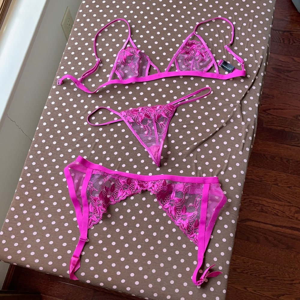 3 piece Fredericks of Hollywood set